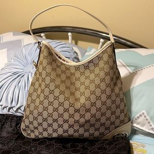 Authentic Gucci Shoulder Bag canvas